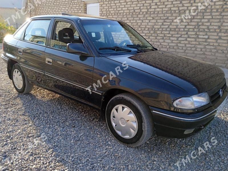 Opel Astra 1992 - 30 000 TMT - Mary - img 7