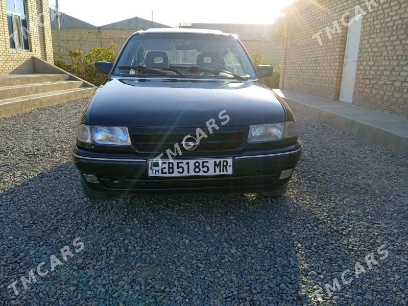 Opel Astra 1992 - 30 000 TMT - Mary - img 6