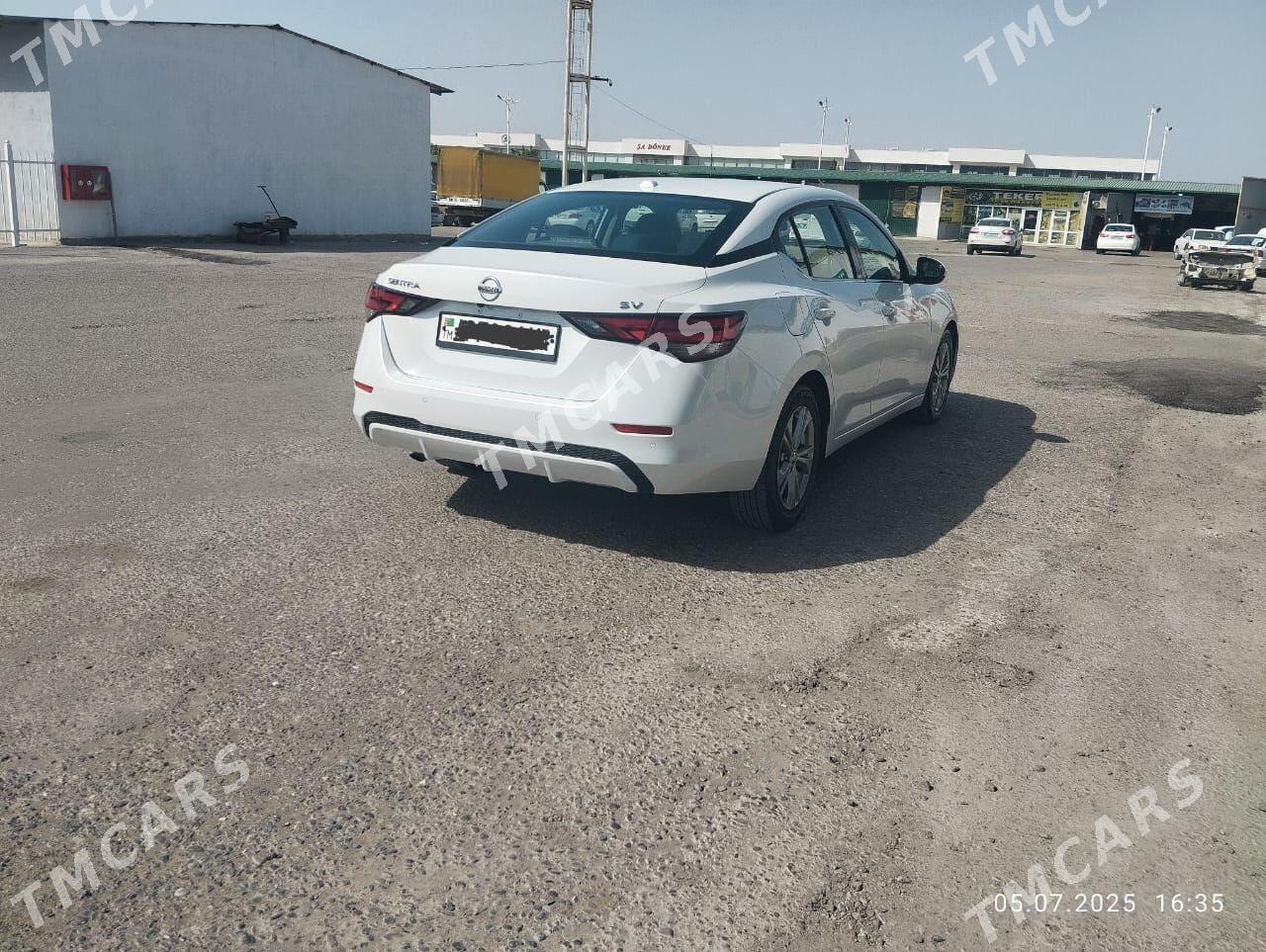 Nissan Sentra 2021 - 200 000 TMT - Bedew - img 7