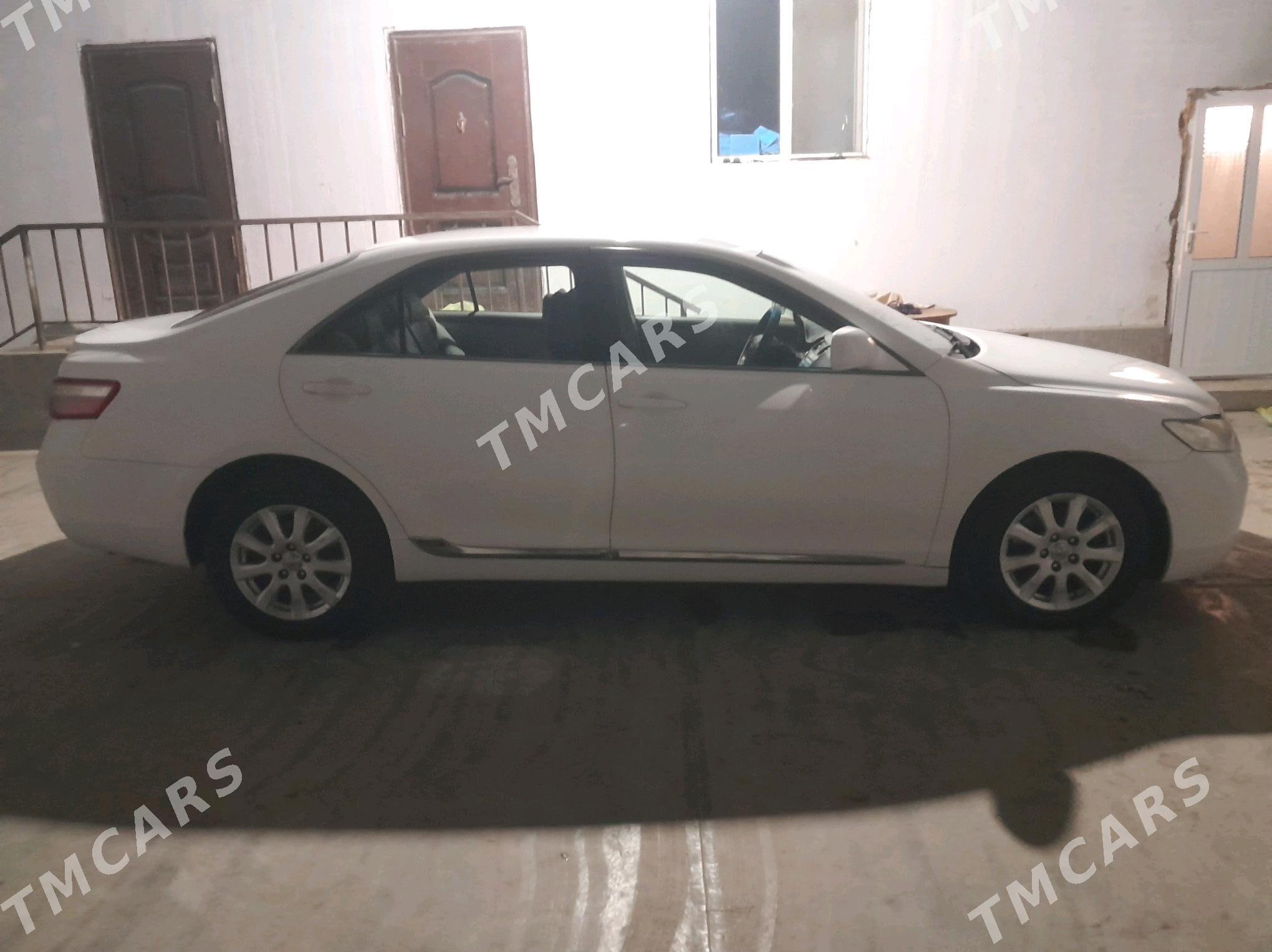 Toyota Camry 2008 - 170 000 TMT - Dänew - img 9