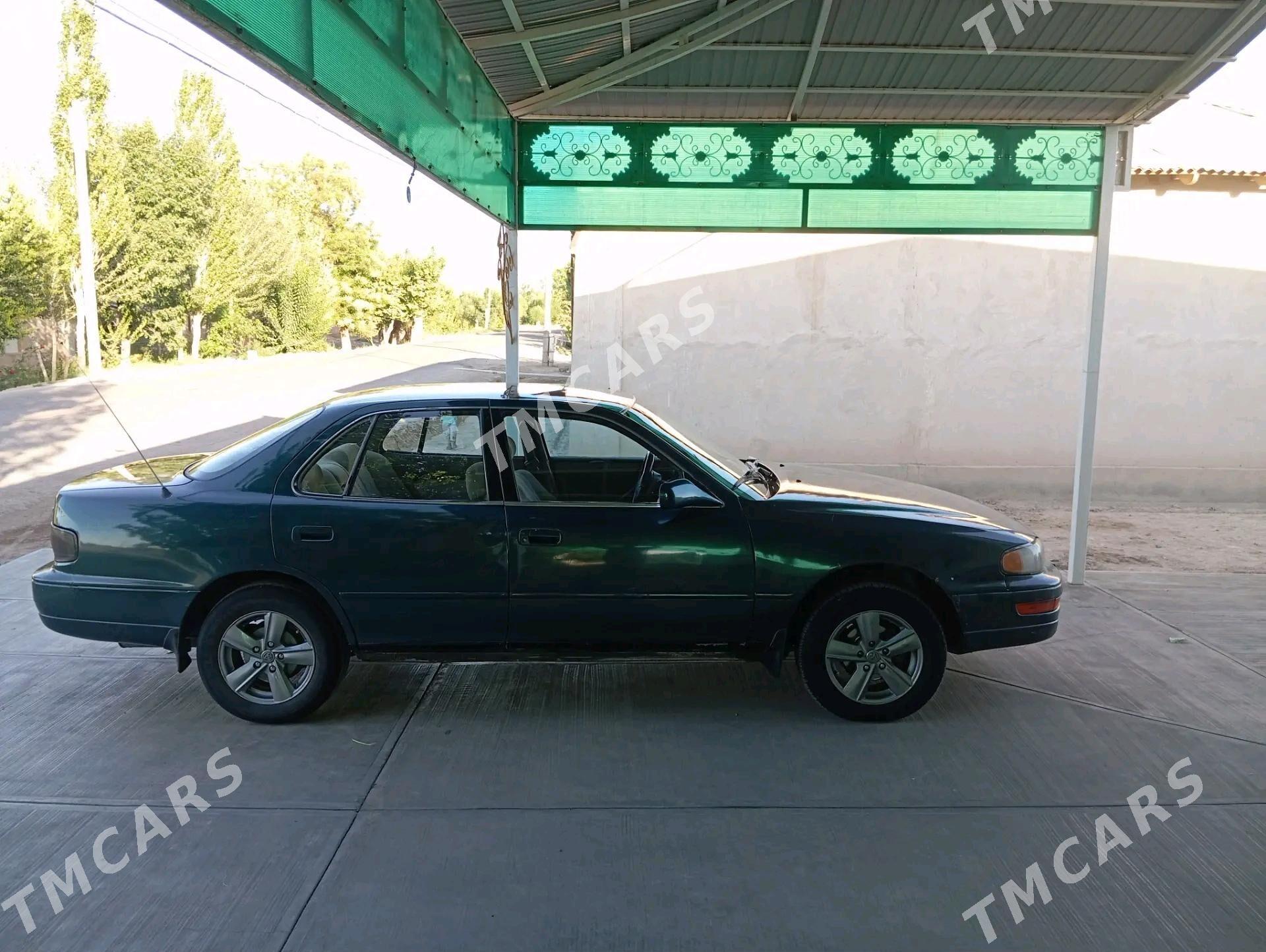 Toyota Camry 1993 - 75 000 TMT - Gubadag - img 10