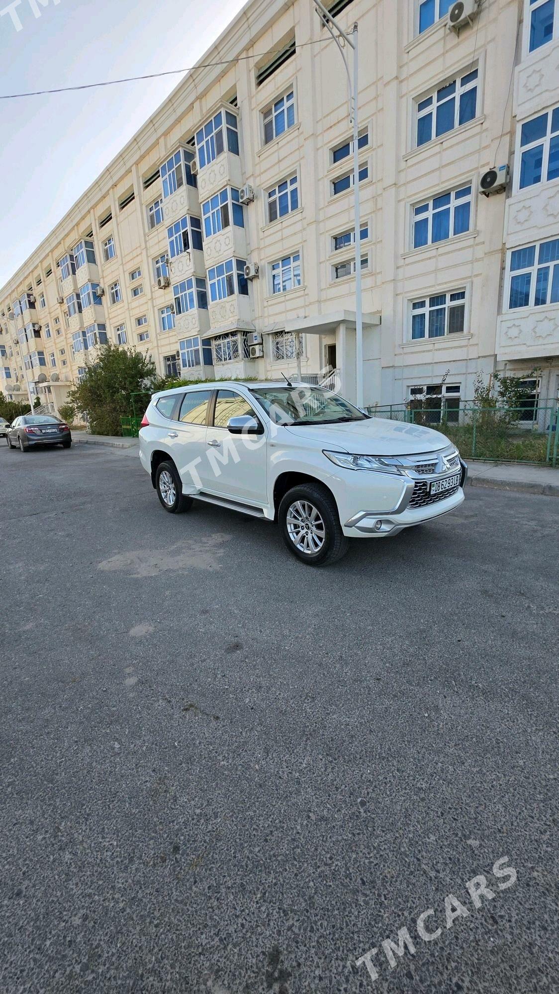 Mitsubishi Montero Sport 2019 - 350 000 TMT - Türkmenabat - img 2