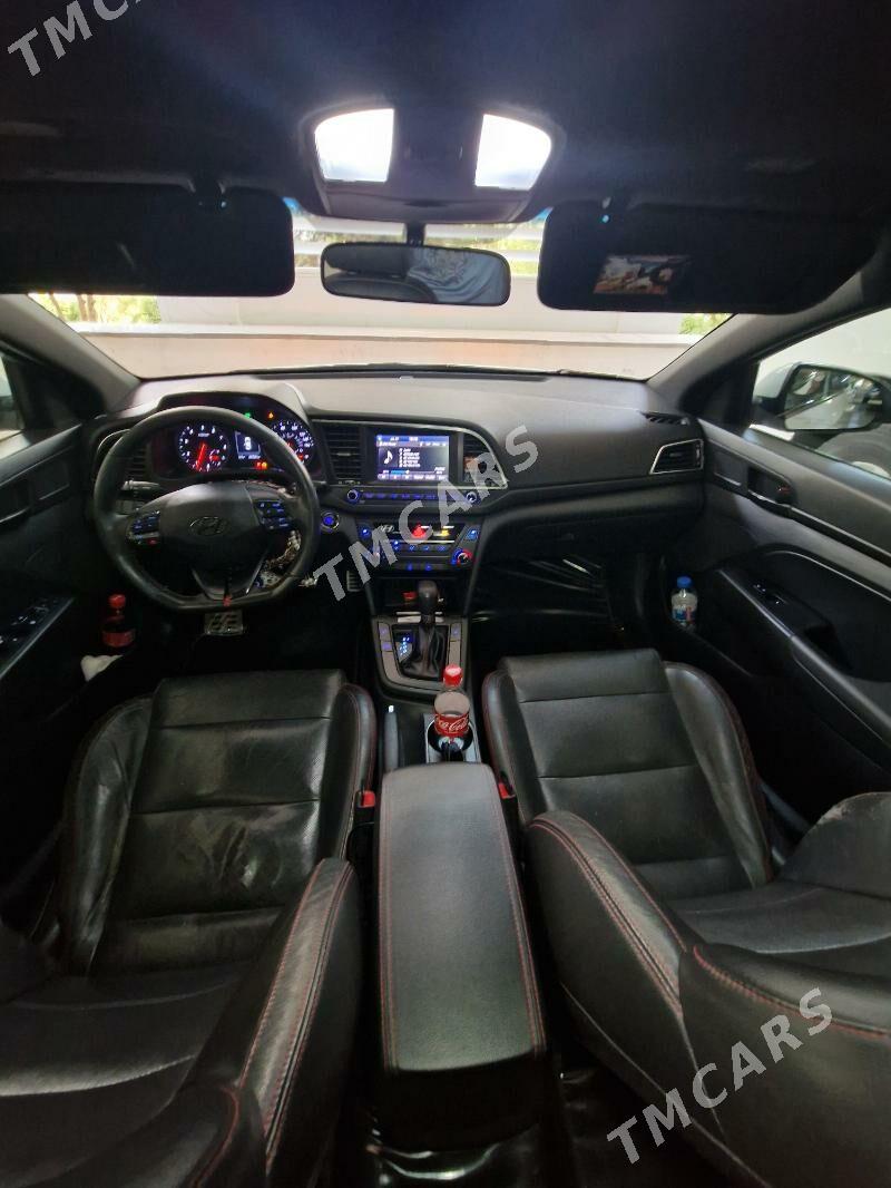Hyundai Elantra 2017 - 185 000 TMT - Aşgabat - img 2