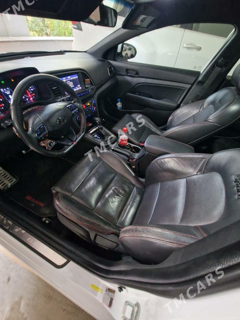 Hyundai Elantra 2017 - 185 000 TMT - Aşgabat - img 8