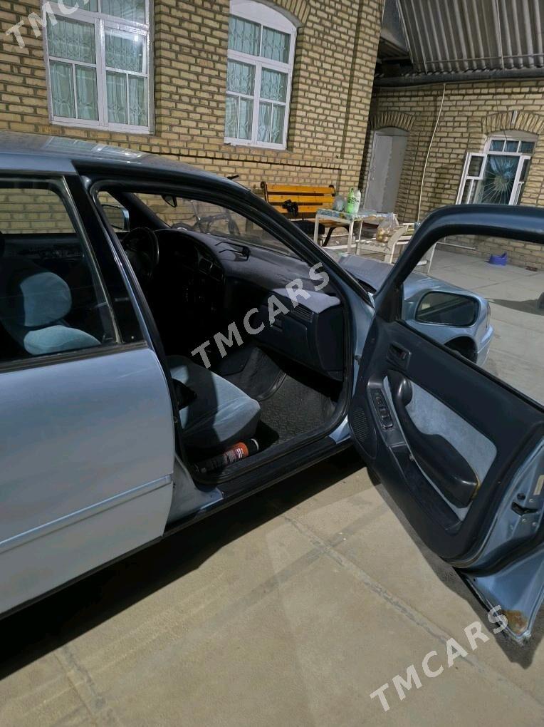 Toyota Camry 1993 - 82 000 TMT - Mary - img 3