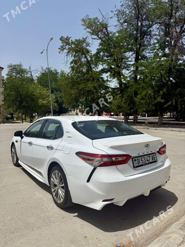 Toyota Camry 2020 - 315 000 TMT - 30 мкр - img 4