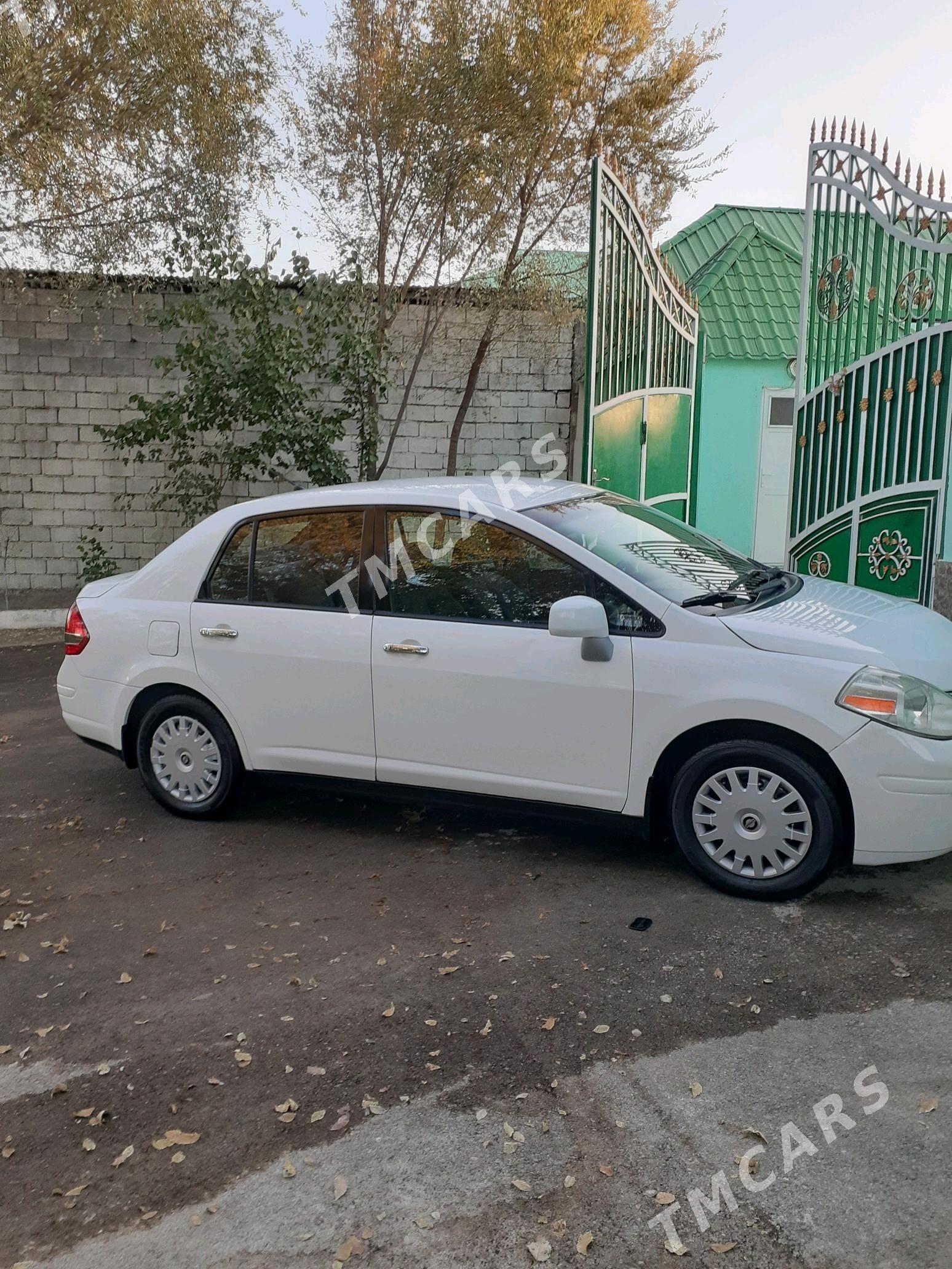 Nissan Versa 2009 - 140 000 TMT - ул. Подвойского (Битарап Туркменистан шаёлы) - img 4