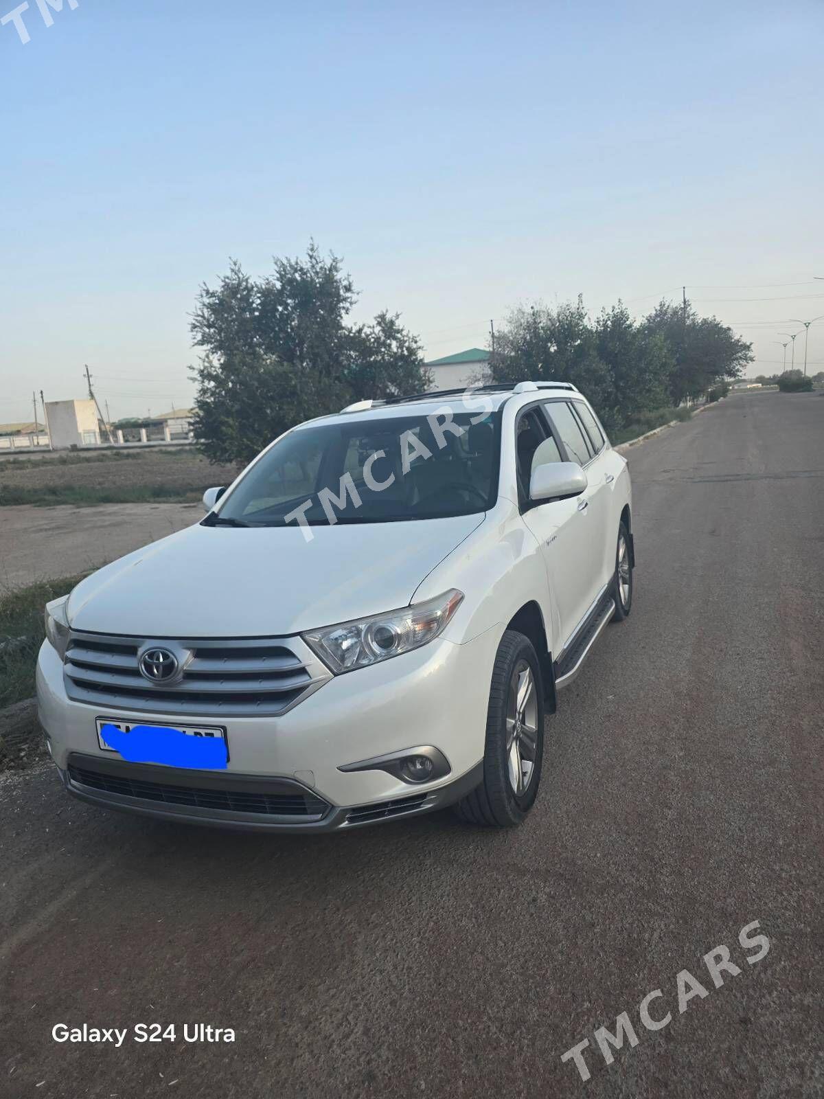 Toyota Highlander 2012 - 345 000 TMT - Köneürgenç - img 2