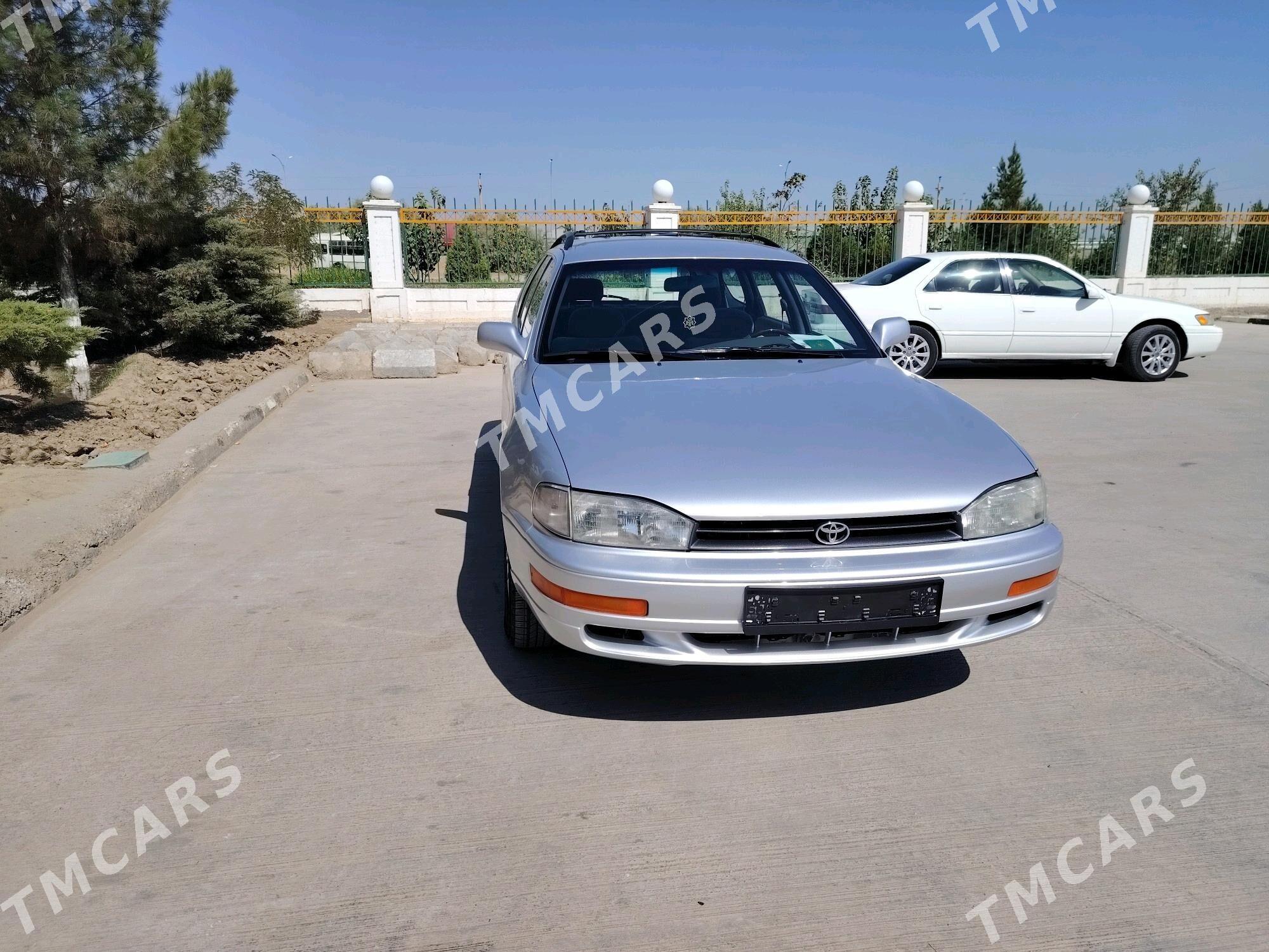 Toyota Camry 1993 - 110 000 TMT - Ýolöten - img 4