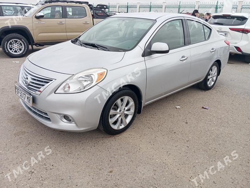 Nissan Versa 2013 - 115 000 TMT - Сакарчага - img 4