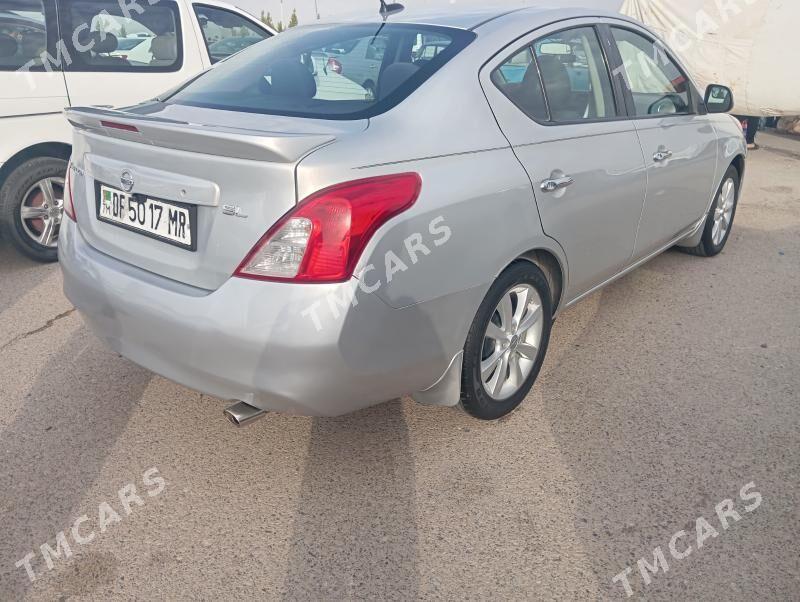 Nissan Versa 2013 - 115 000 TMT - Сакарчага - img 3