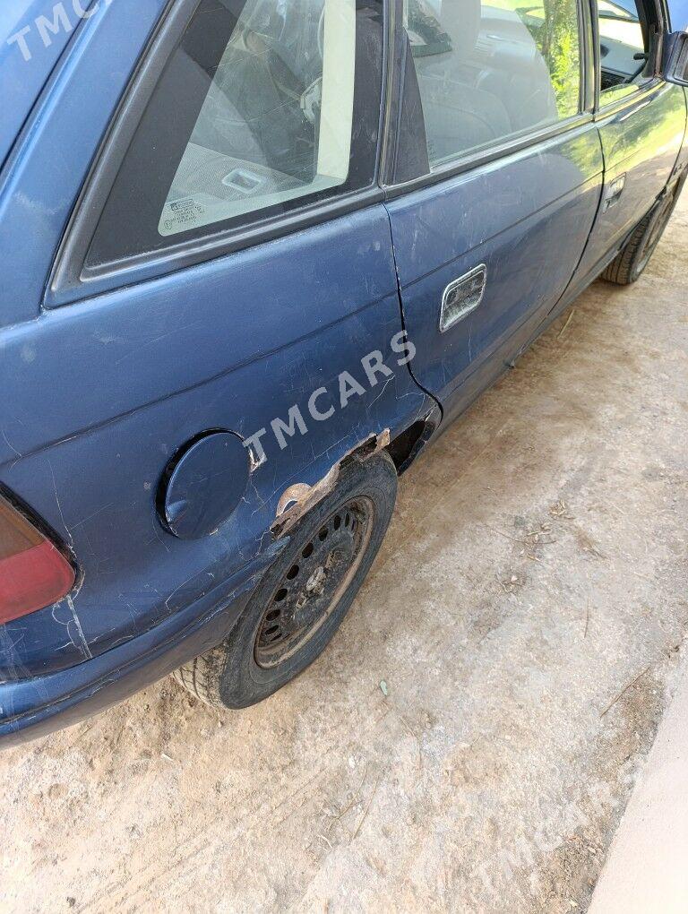 Opel Astra 1992 - 23 000 TMT - Boldumsaz - img 3