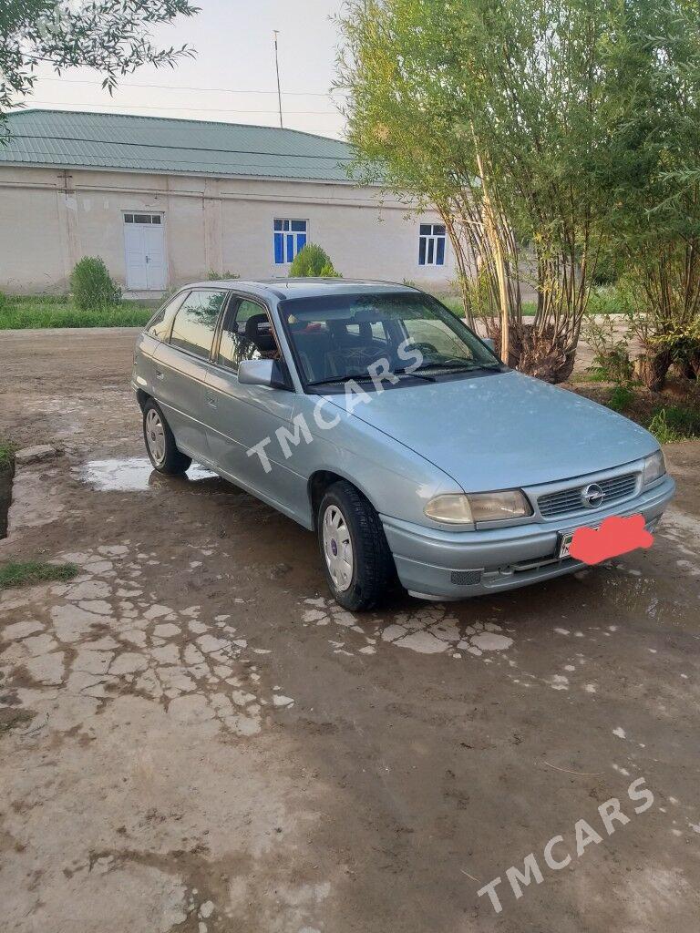 Opel Astra 1992 - 36 000 TMT - Кёнеургенч - img 3