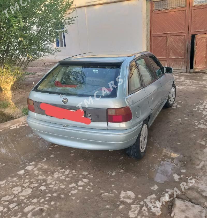 Opel Astra 1992 - 36 000 TMT - Кёнеургенч - img 4