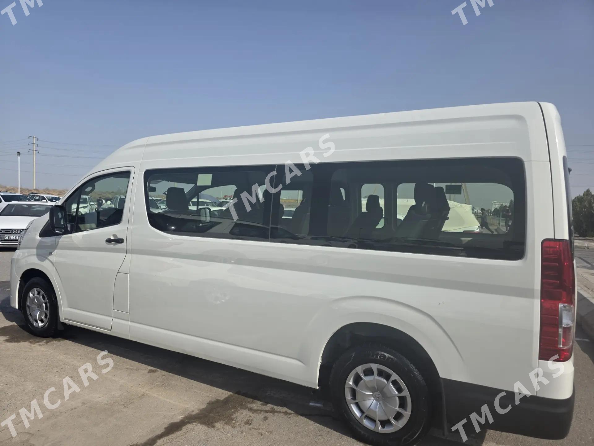 Toyota Hiace 2021 - 680 000 TMT - Мары - img 5