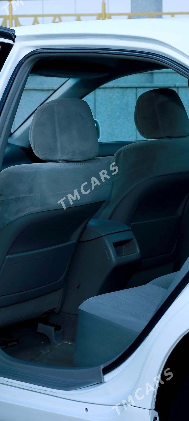 Toyota Camry 2010 - 185 000 TMT - Mary - img 5