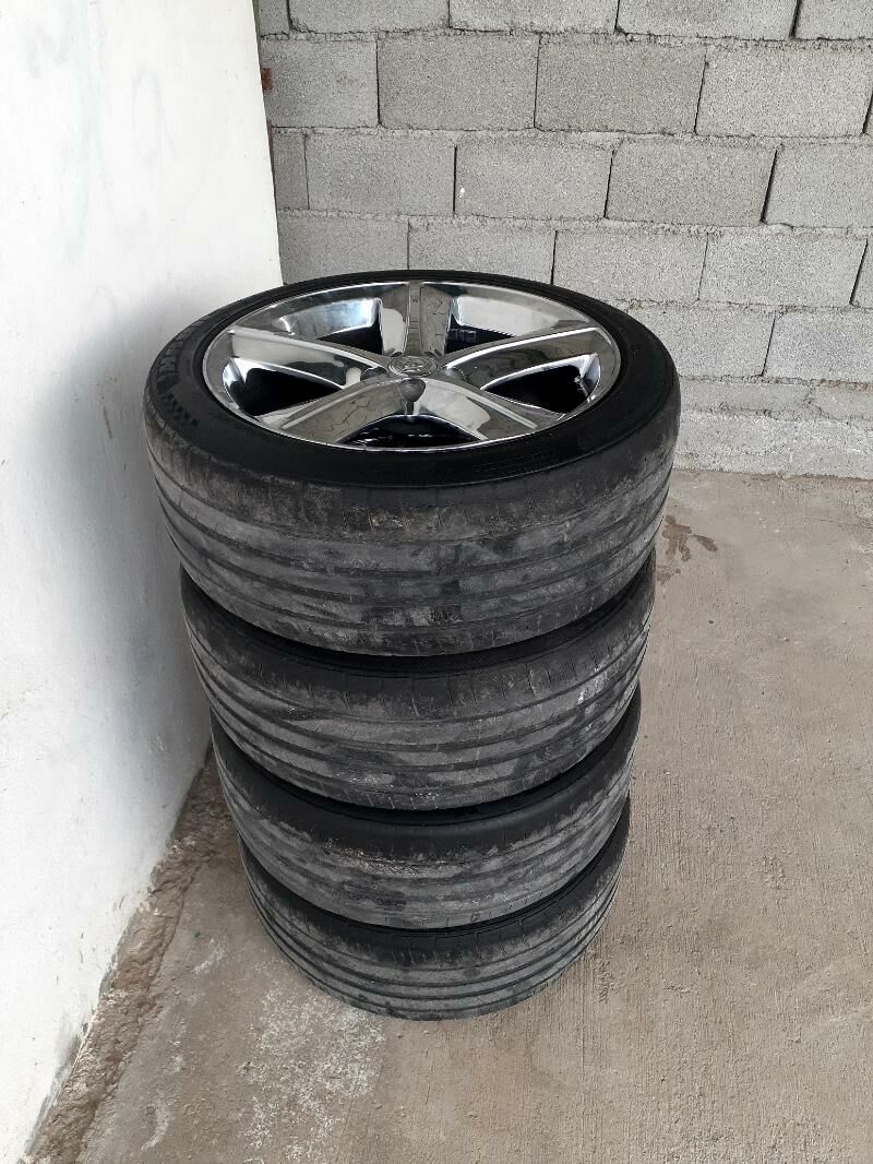 Carolla 18 lik hrom 1 000 TMT - Тязе заман - img 2