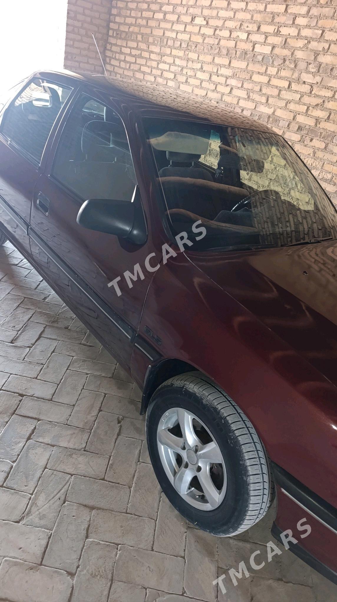 Opel Vectra 1990 - 30 000 TMT - Halaç - img 2
