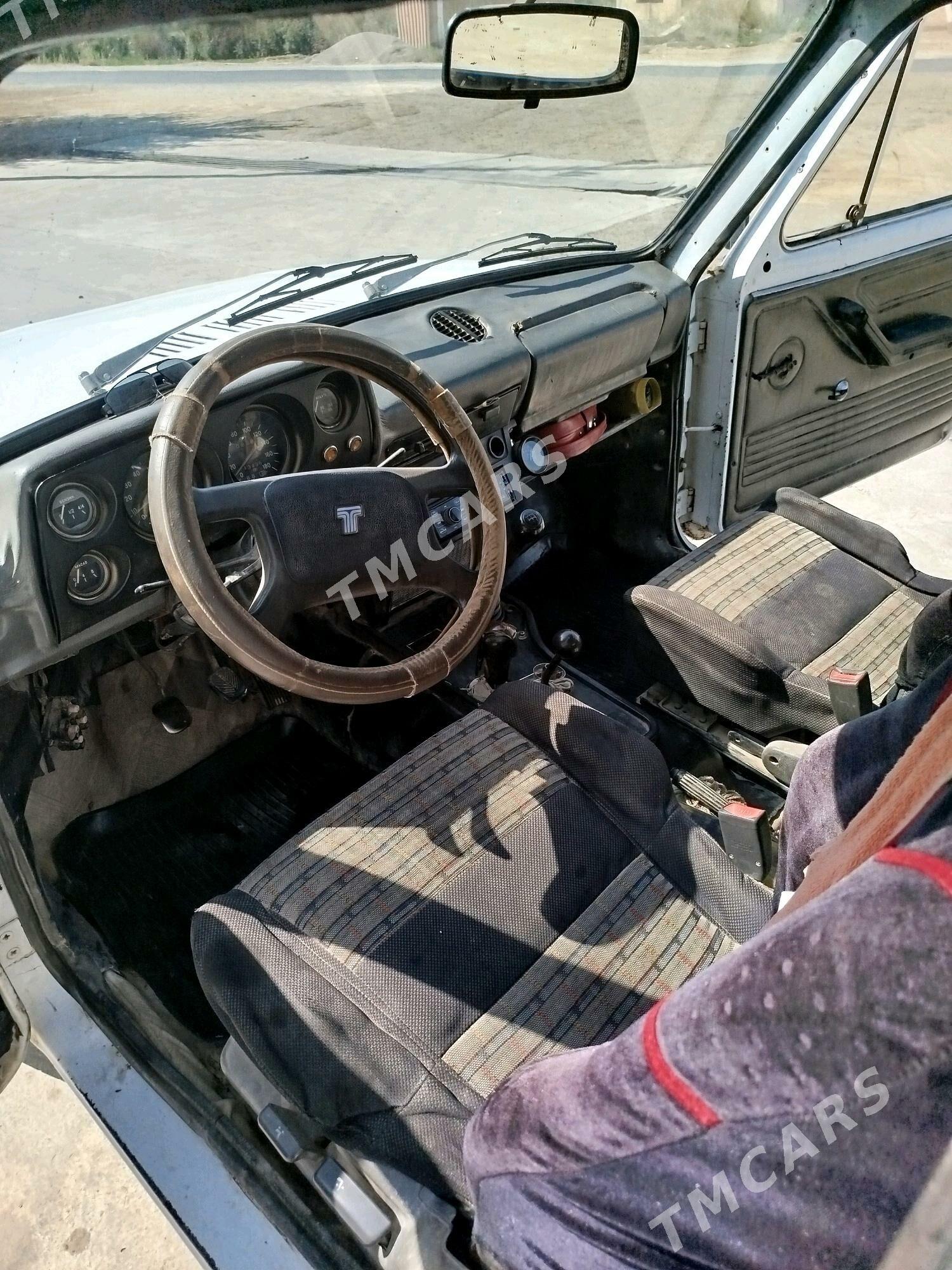 Lada Niva 1981 - 40 000 TMT - Саят - img 8