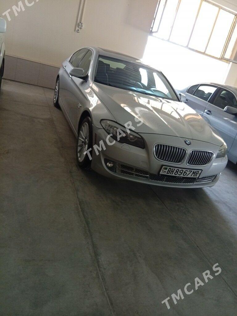 BMW F10 2010 - 360 000 TMT - Мары - img 3