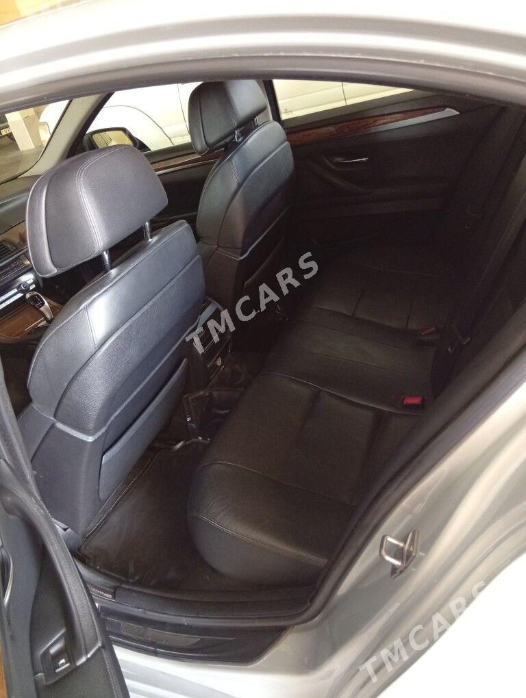 BMW F10 2010 - 360 000 TMT - Мары - img 2