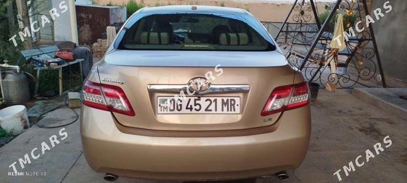 Toyota Camry 2011 - 195 000 TMT - Ёлётен - img 7