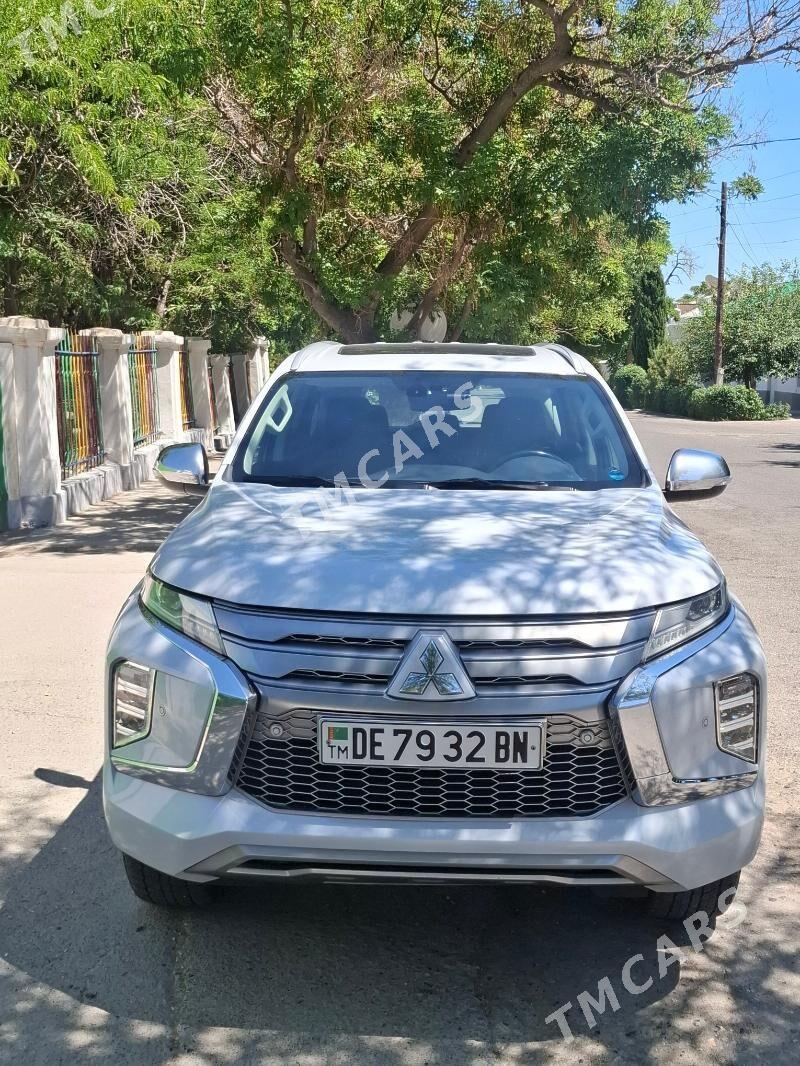 Mitsubishi Pajero 2020 - 400 000 TMT - Туркменбаши - img 5