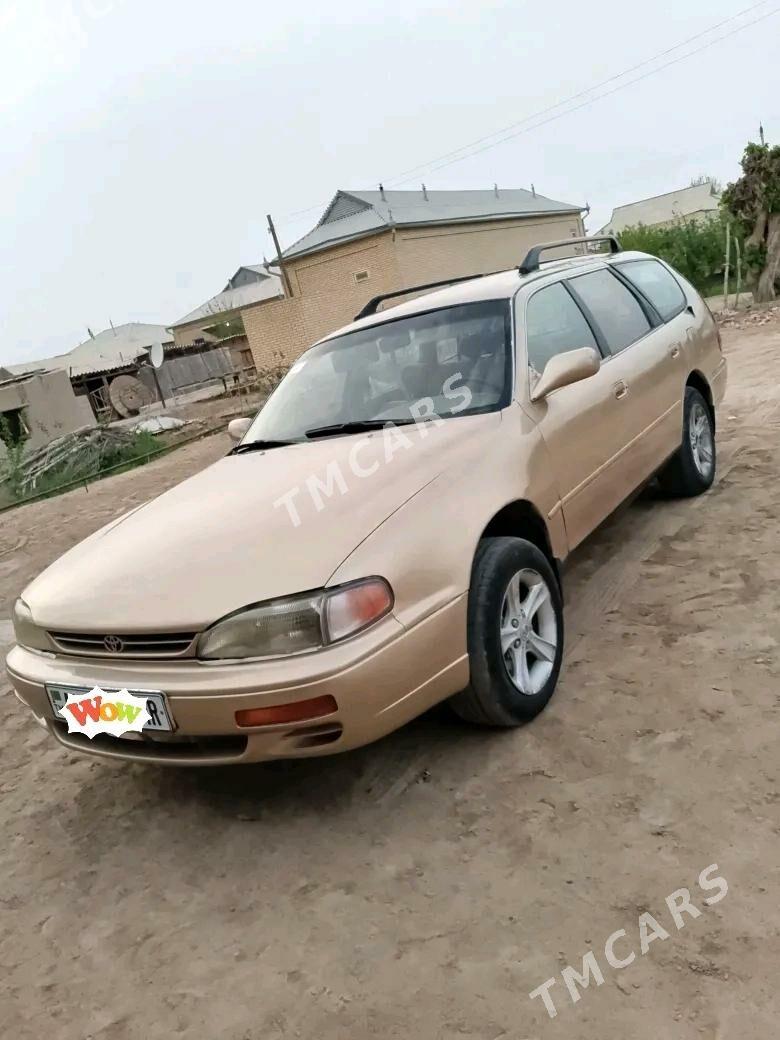 Toyota Camry 1995 - 70 000 TMT - Sakarçäge - img 5