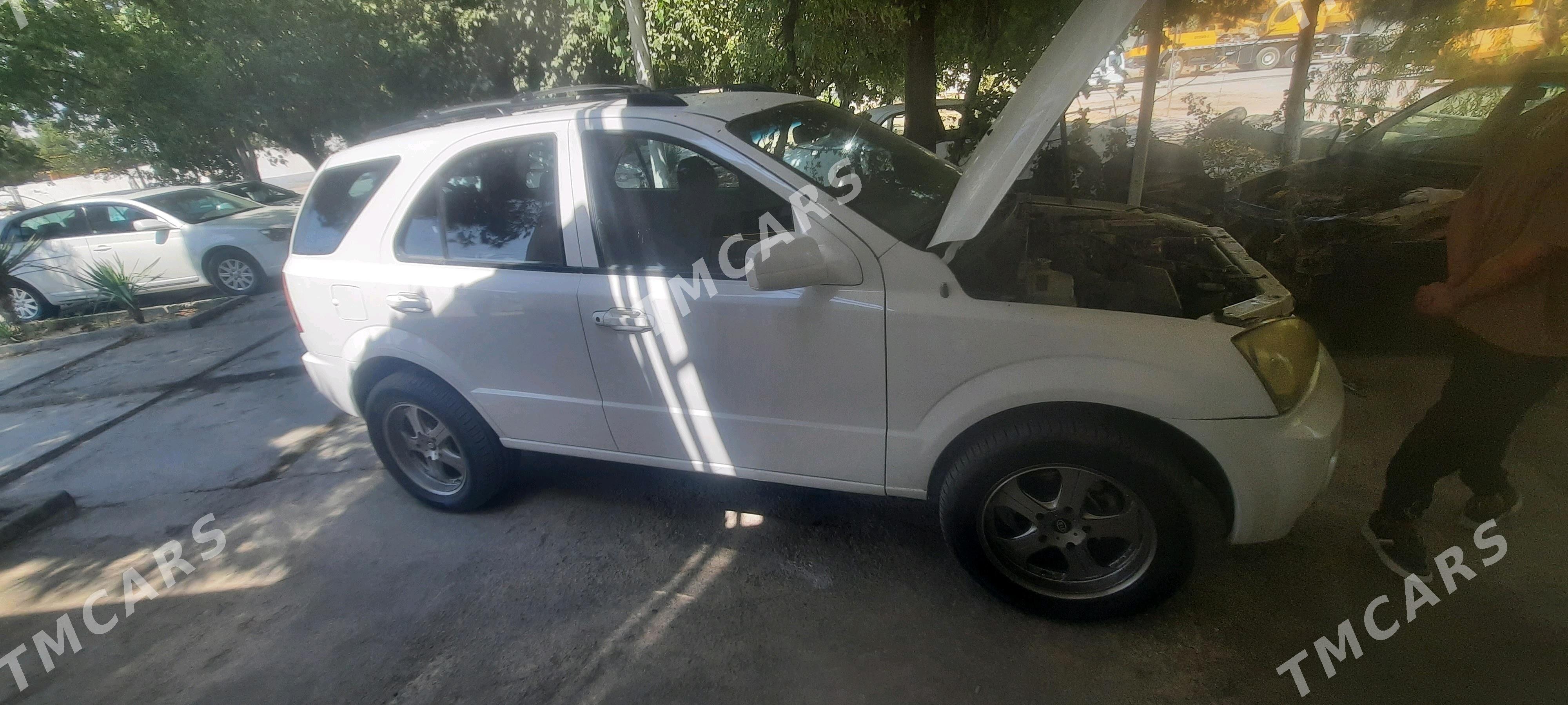 Kia Sorento 2003 - 75 000 TMT - Теджен - img 3