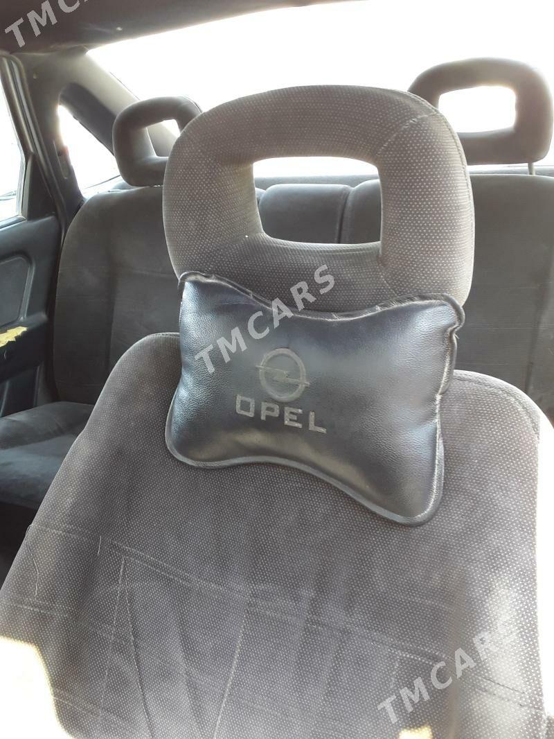 Opel Vectra 1991 - 33 000 TMT - Мары - img 7