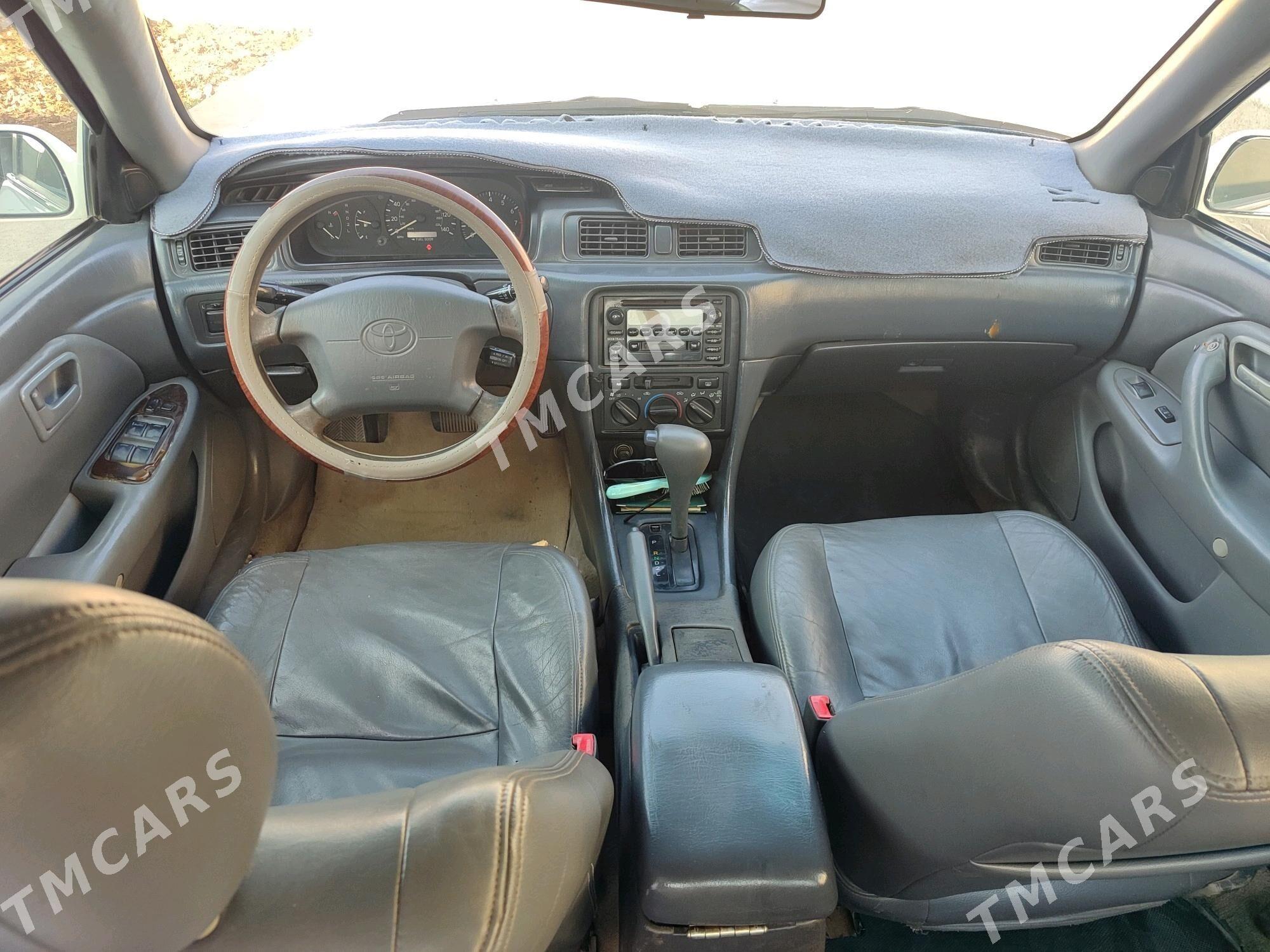 Toyota Camry 2000 - 105 000 TMT - Туркменабат - img 5