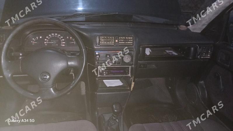 Opel Vectra 1992 - 43 000 TMT - Mary - img 7