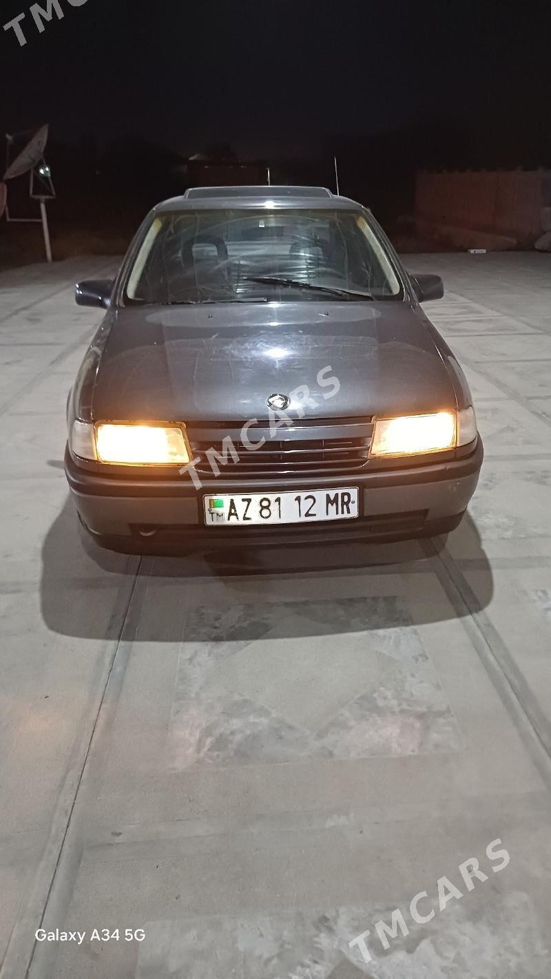 Opel Vectra 1992 - 43 000 TMT - Mary - img 3