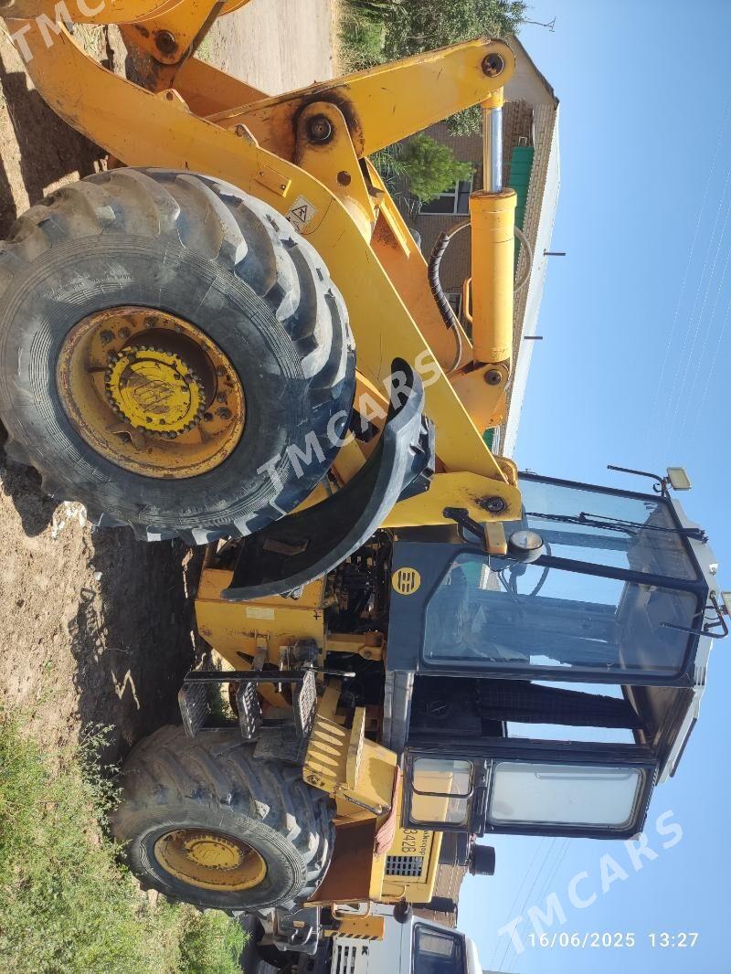 XCMG LW300F 2011 - 340 000 TMT - Фарап - img 3