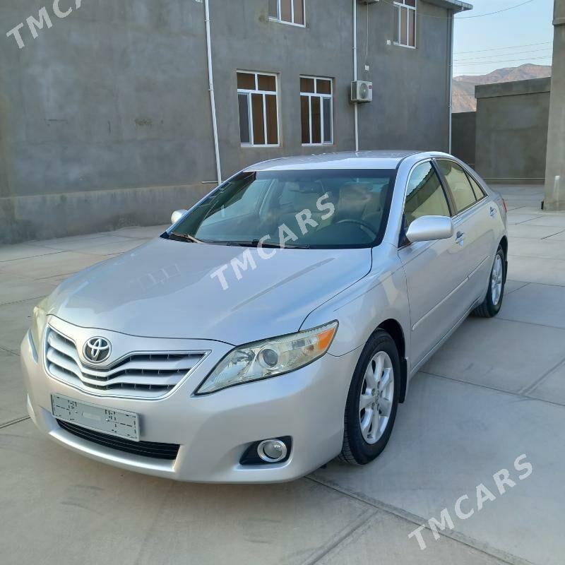 Toyota Camry 2010 - 229 000 TMT - Balkanabat - img 4
