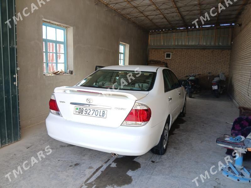 Toyota Camry 2004 - 134 000 TMT - Халач - img 7