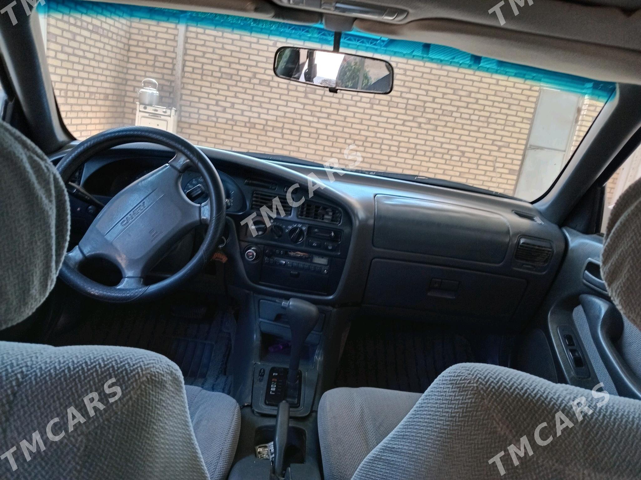 Toyota Camry 1995 - 70 000 TMT - Sarahs - img 2