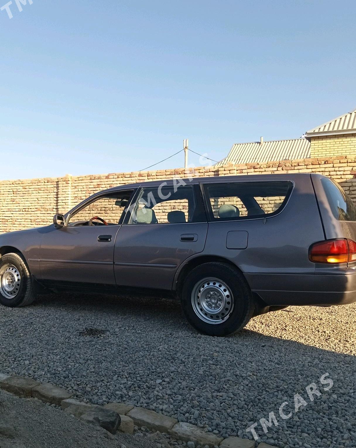 Toyota Camry 1992 - 75 000 TMT - Mary - img 3