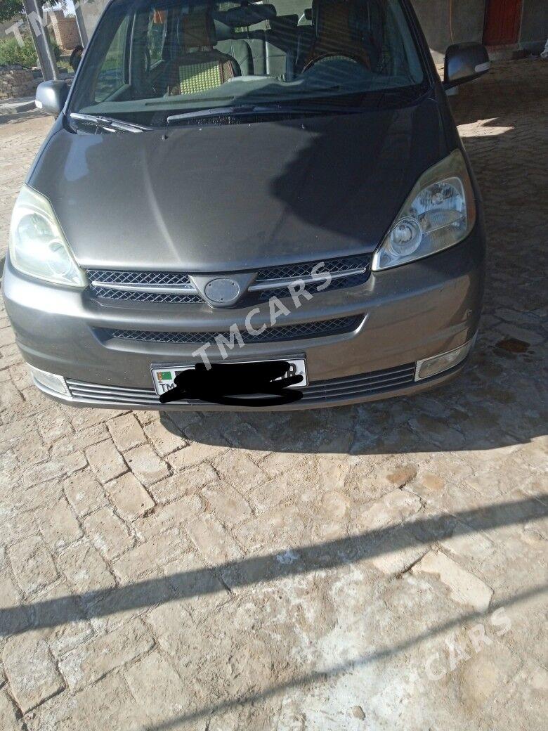 Toyota Sienna 2004 - 225 000 TMT - Ёлётен - img 3