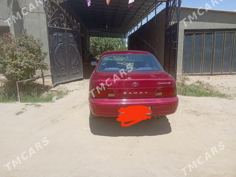 Toyota Camry 1996 - 85 000 TMT - Тагтабазар - img 4