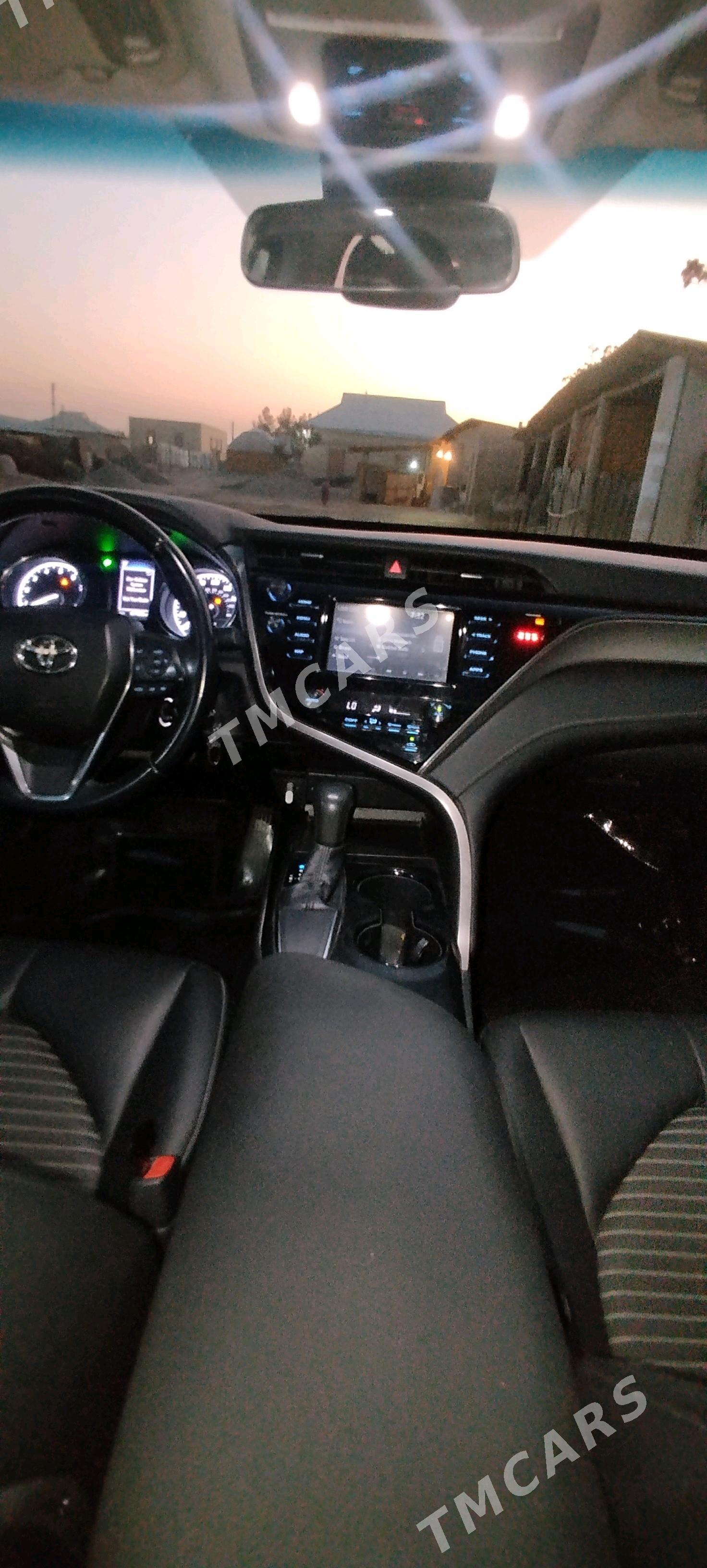 Toyota Camry 2019 - 310 000 TMT - Sakarçäge - img 3