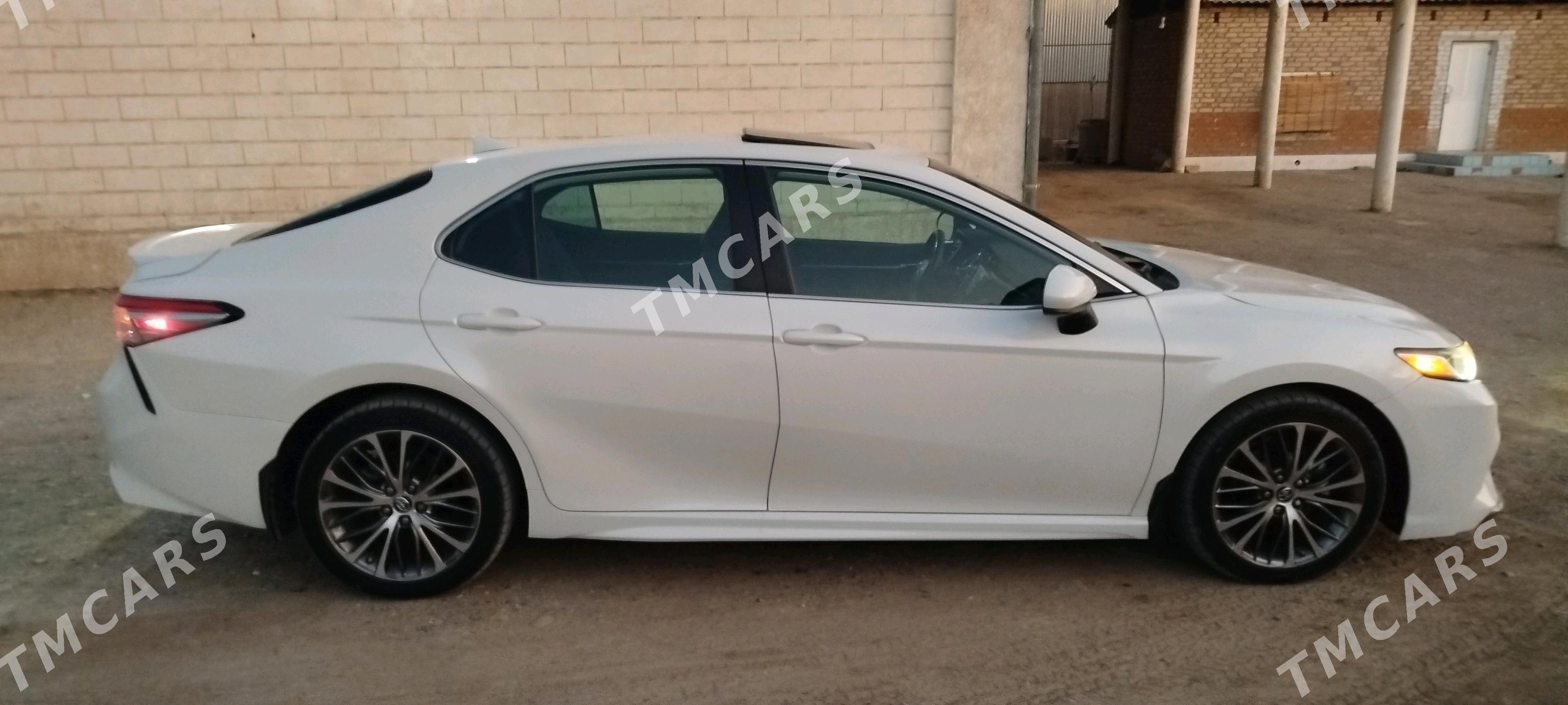 Toyota Camry 2019 - 310 000 TMT - Sakarçäge - img 4