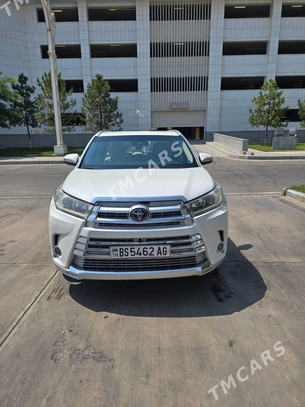 Toyota Highlander 2017 - 400 000 TMT - Олимпийский городок - img 3