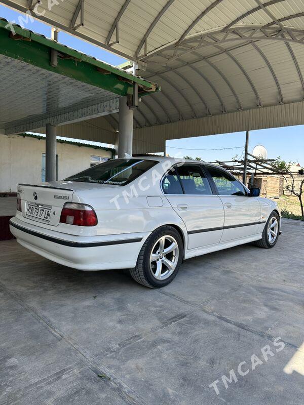 BMW E39 1999 - 110 000 TMT - Койтендаг - img 4
