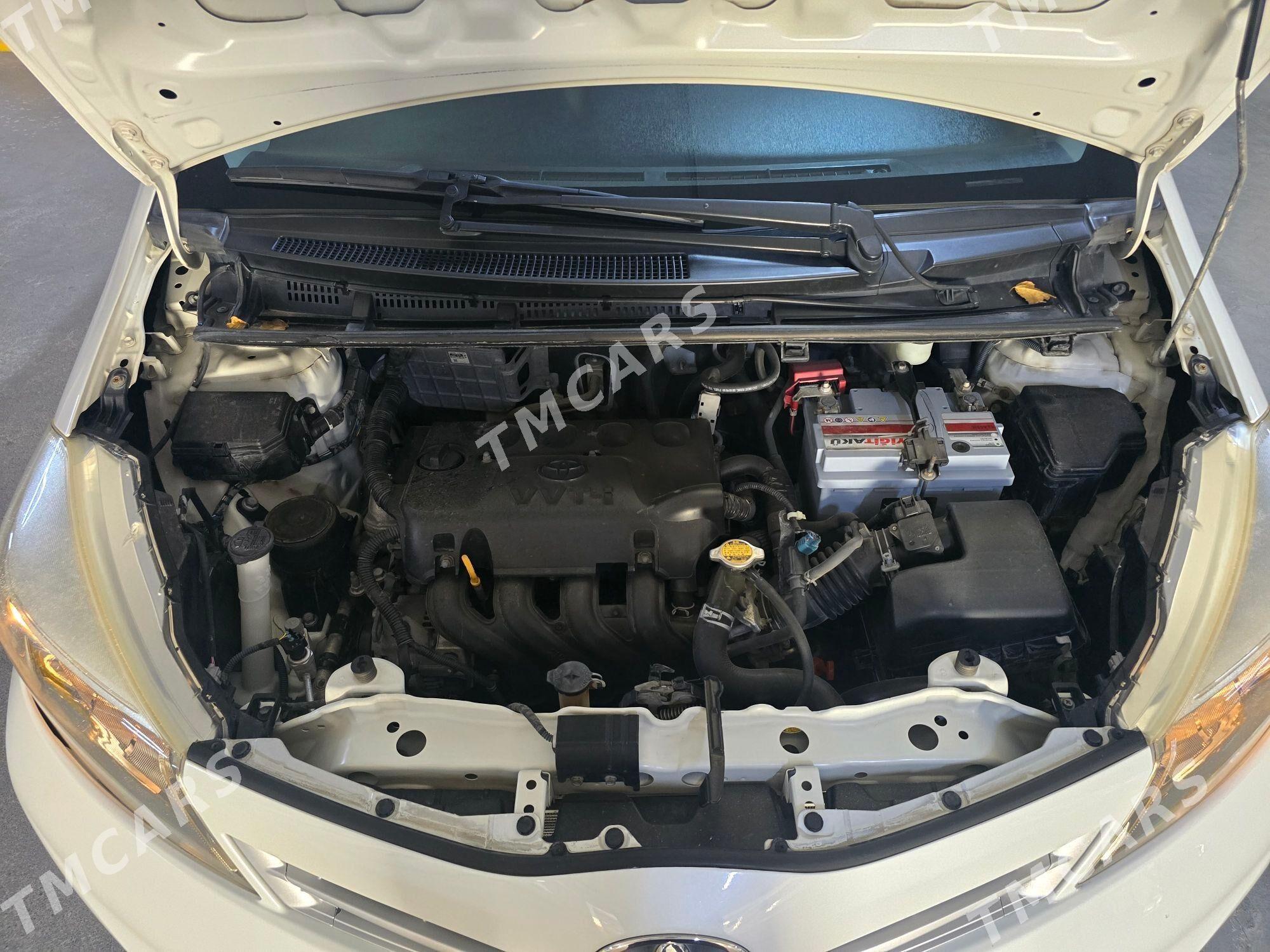 Toyota Yaris 2011 - 137 000 TMT - Aşgabat - img 2