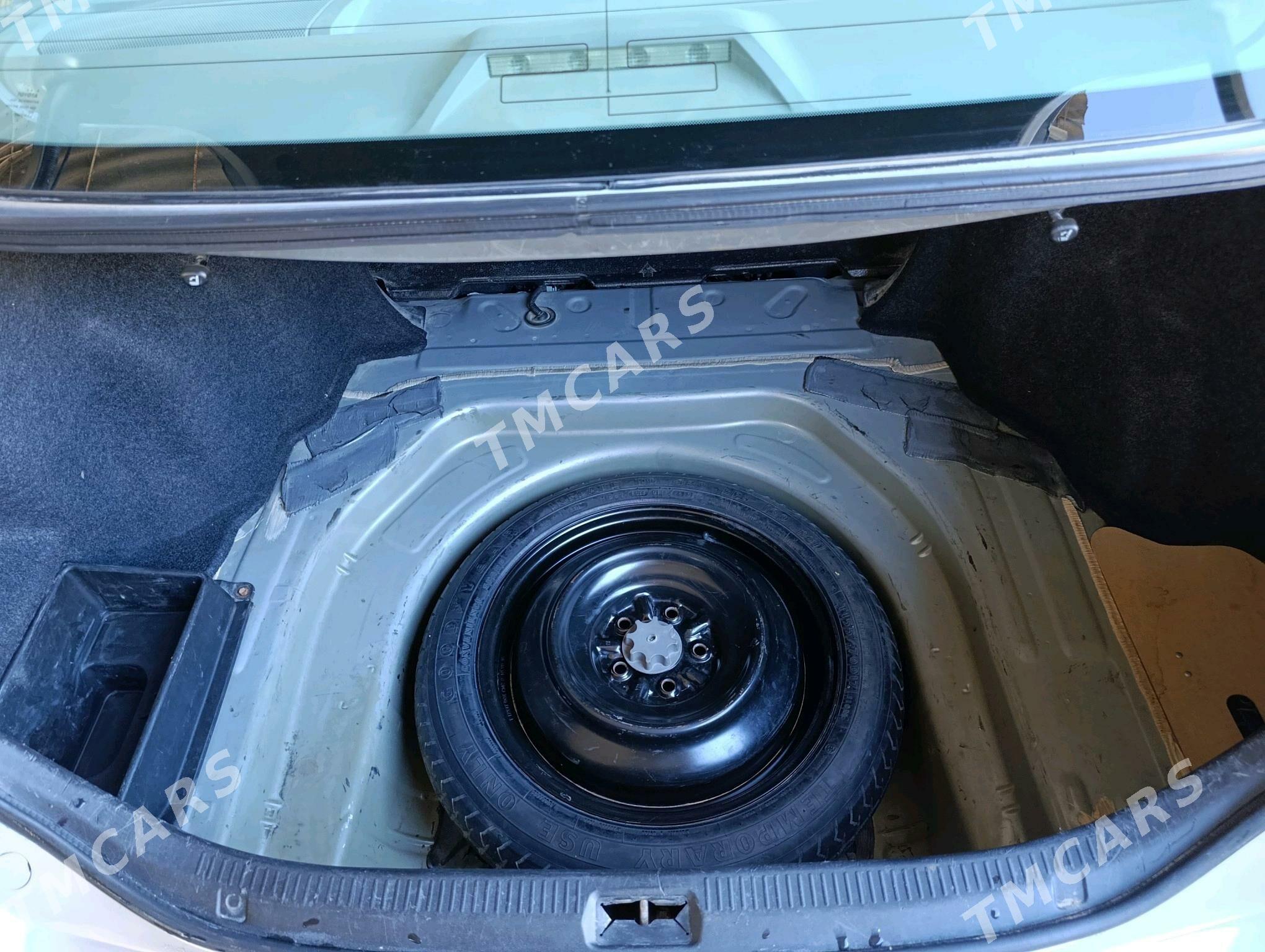 Toyota Camry 2010 - 180 000 TMT - Mary - img 4