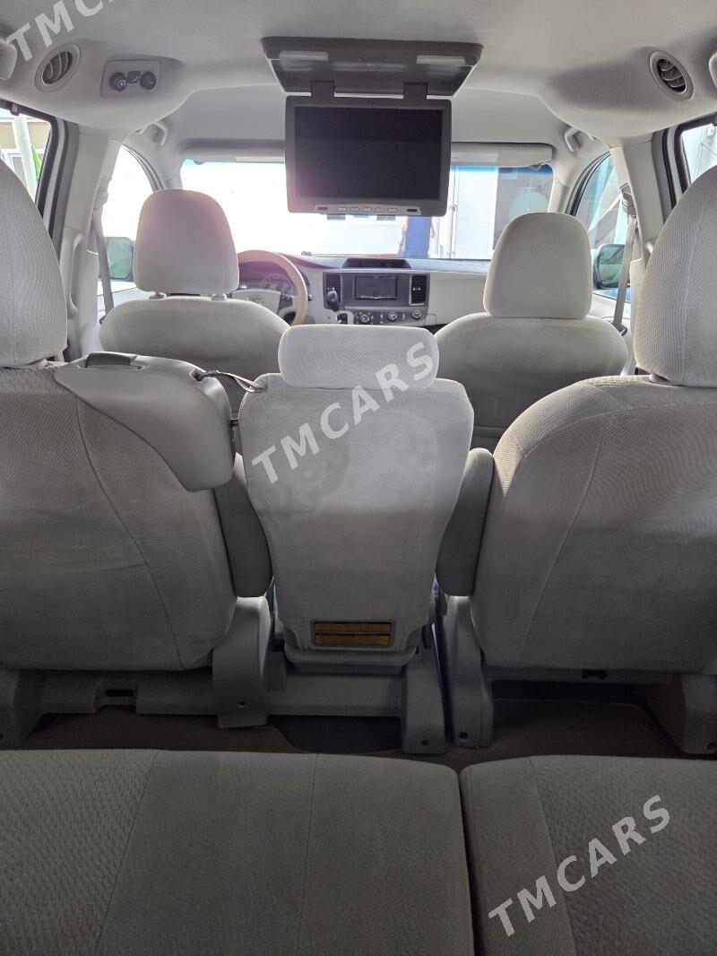 Toyota Sienna 2011 - 350 000 TMT - Ашхабад - img 5