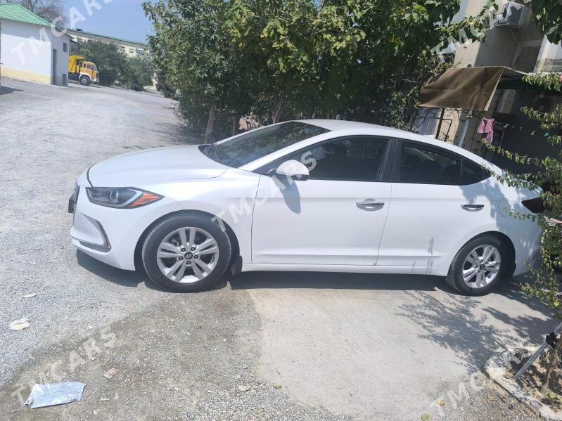 Hyundai Elantra 2018 - 185 000 TMT - Büzmeýin - img 5