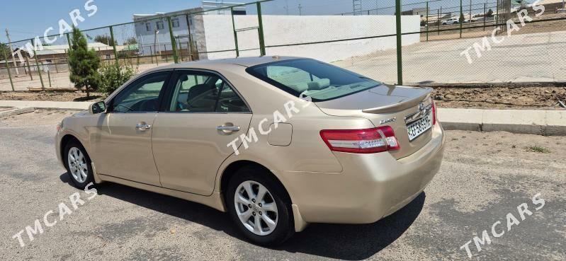 Toyota Camry 2011 - 170 000 TMT - Мары - img 6