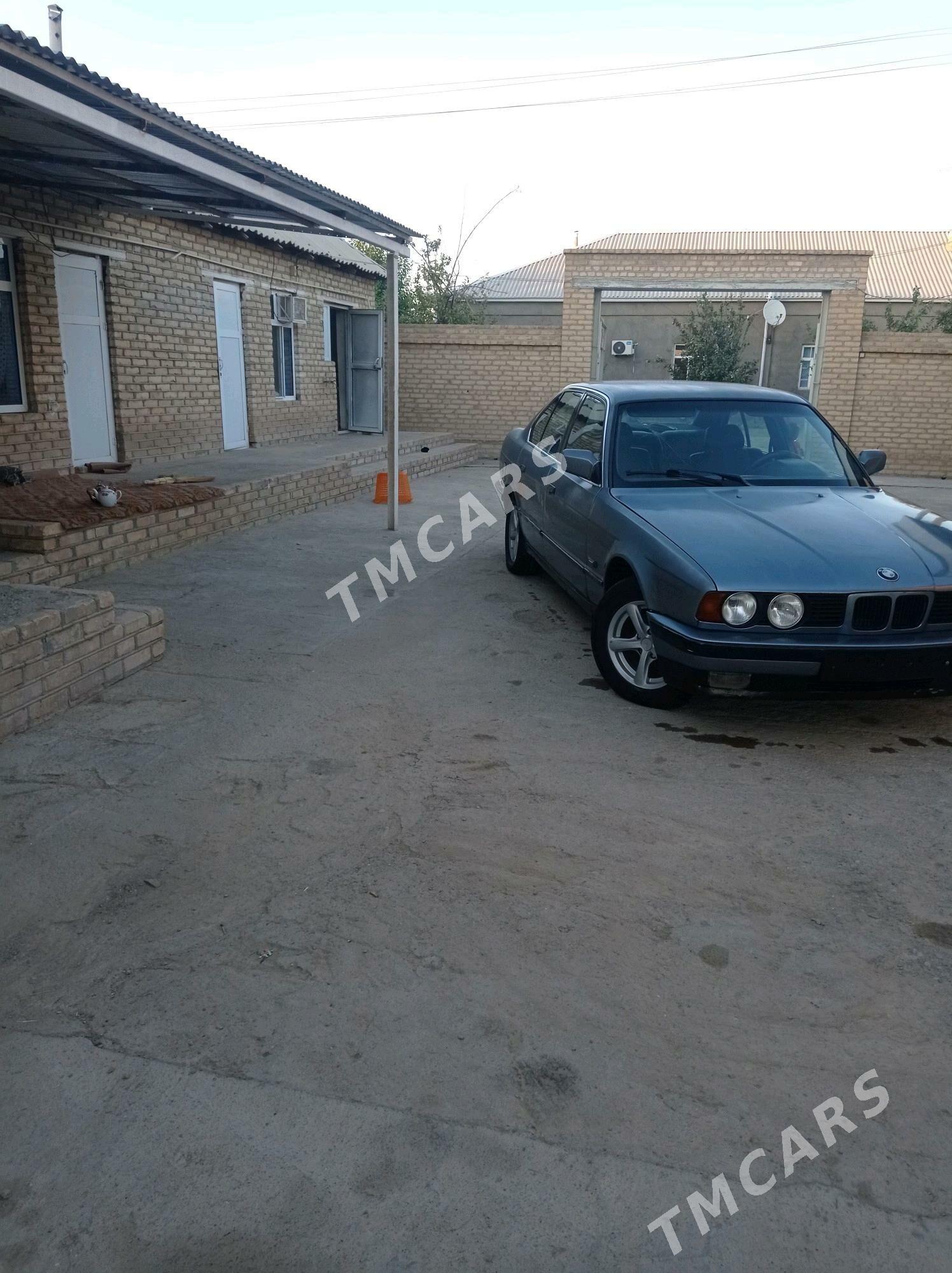 BMW 535 1990 - 33 000 TMT - Mary - img 3